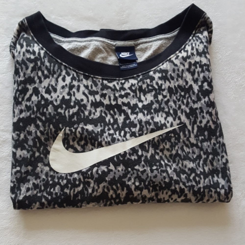 Nike sweater